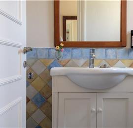 3 bedroom villa with heated pool in Kassiopi, Corfu, sleeps 6